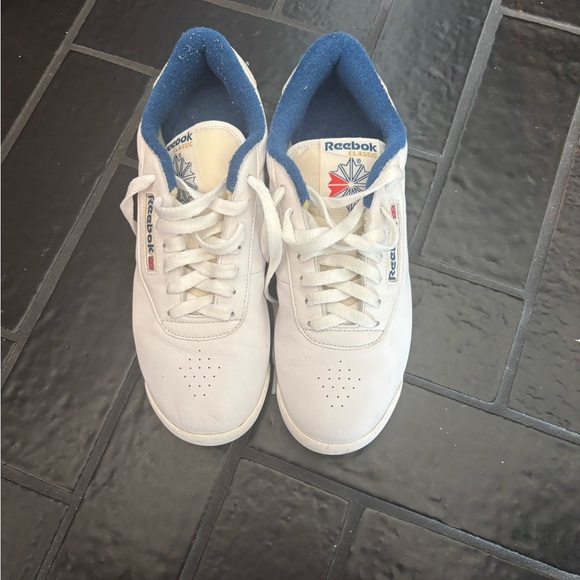 Reebok Classic Leather Sneakers – Y2K Retro Style - Picture 1 of 6